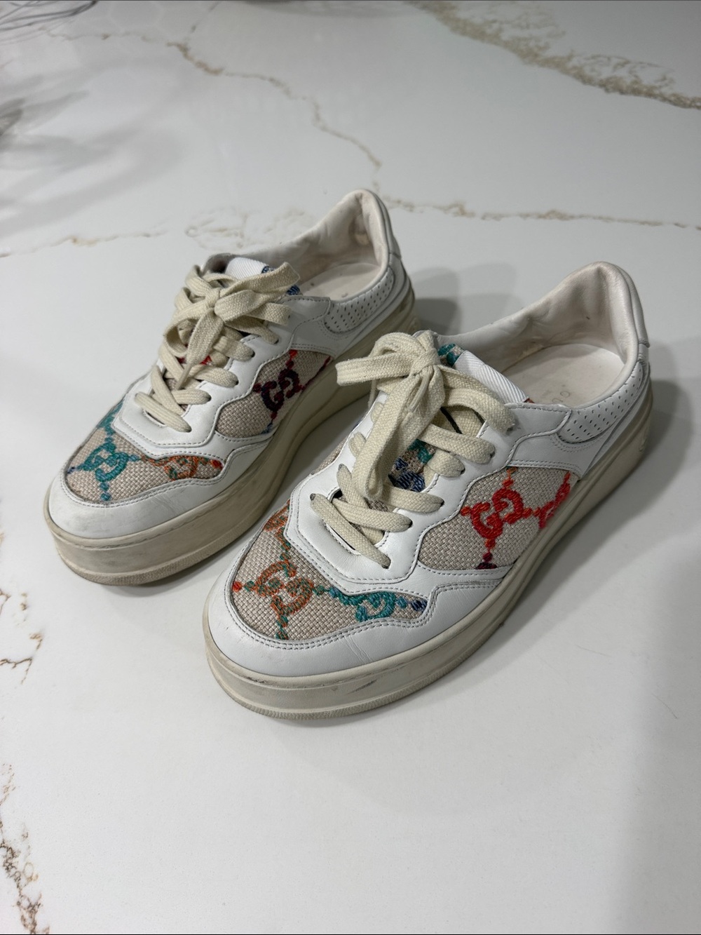 Gucci GG Logo-Detailed Leather and Multi Colored Embroidered Canvas Sneakers 39
